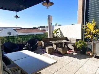 A vendre appartement T4 terrasse 40m2 2 places de parking 