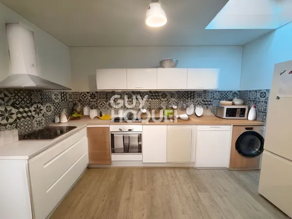 APPARTEMENT À VENDRE DE 5 PIÈCES DE 110,00 M² 
