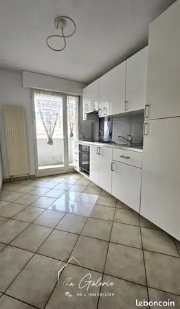 Appartement 4 pièces 74 m² 