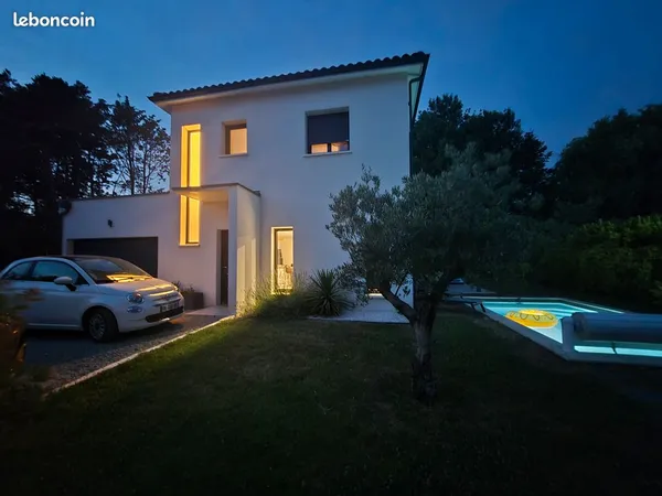 Belle maison contemporaine au calme 