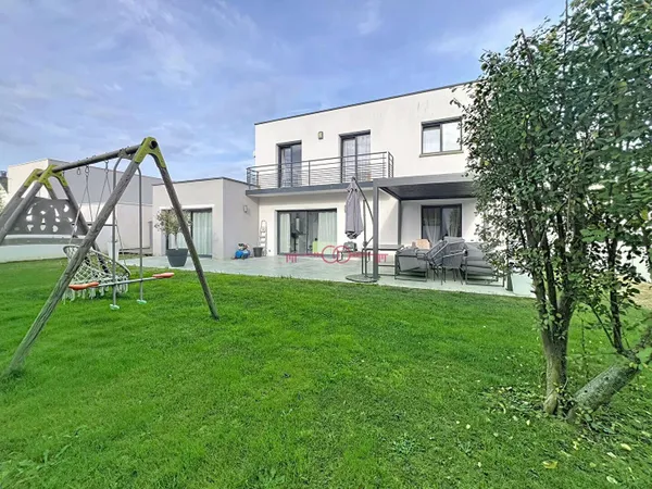 Maison 6 pièces 130 m² 