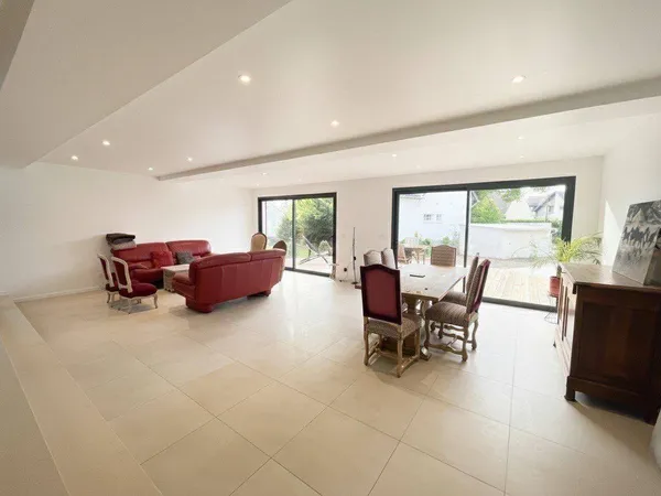 Maison 1 pièce 200 m² 