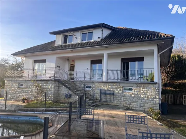 Maison 8 pièces 180 m² 