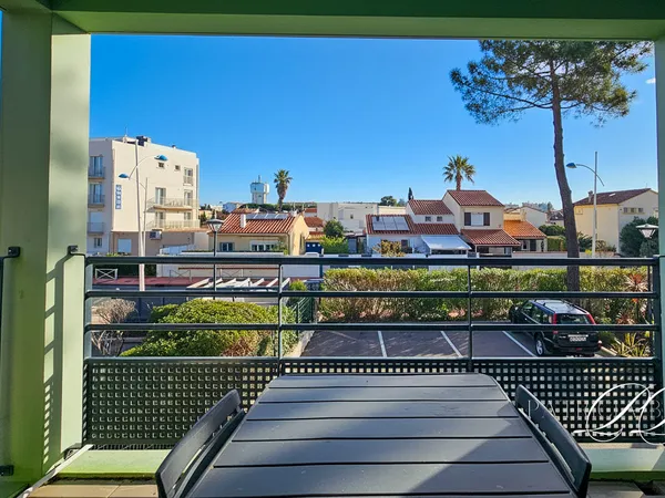 Appartement 90 m2 avec garage et terrasse à Canet En Roussillon 