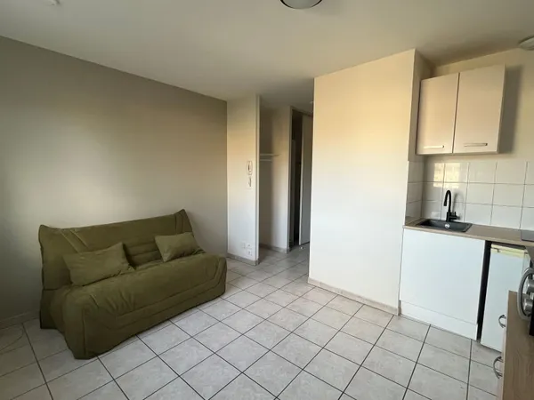 Appartement 1 pièce 18 m² 