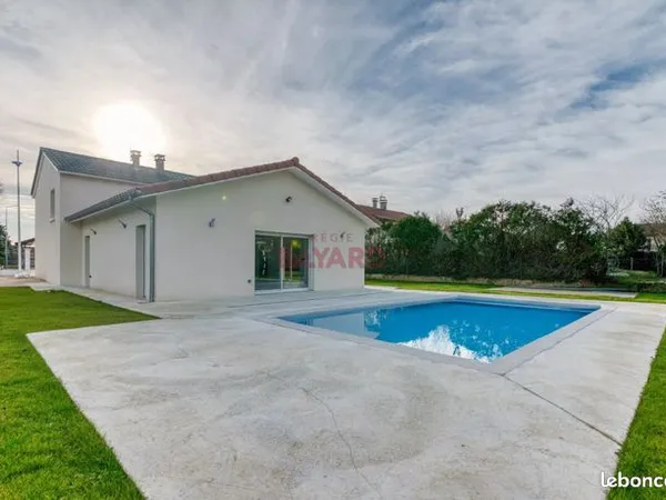 Maison 5 pièces 141 m² 