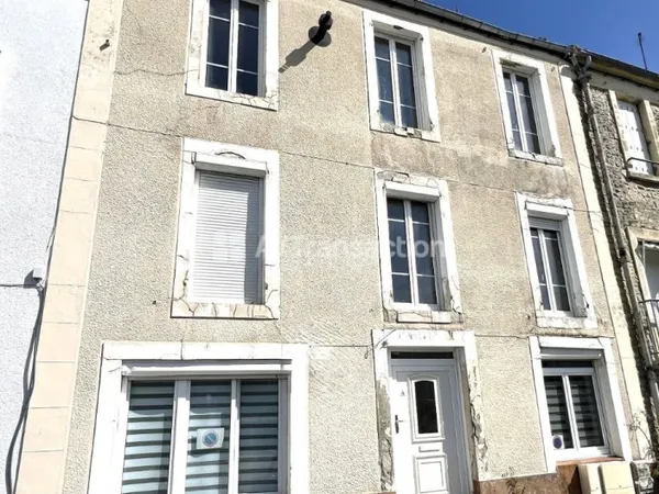 A vendre , Isigny sur Mer (14230 ) immeuble de rapport , 128 m2