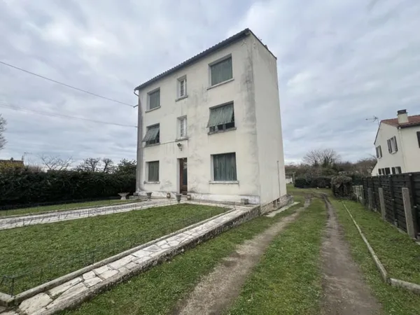 Immeuble de 0 pièces principales 