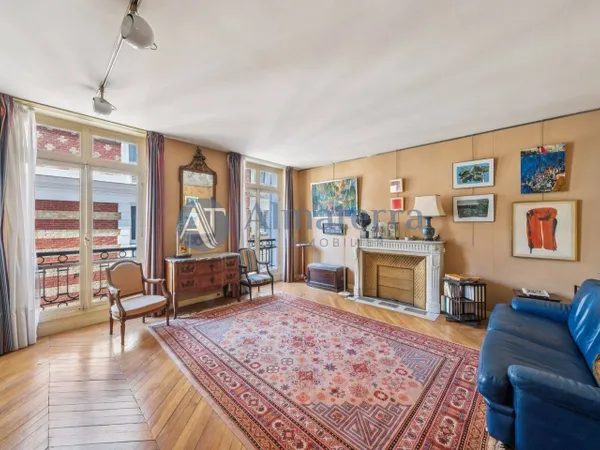Appartement 5 pièces 140 m² 