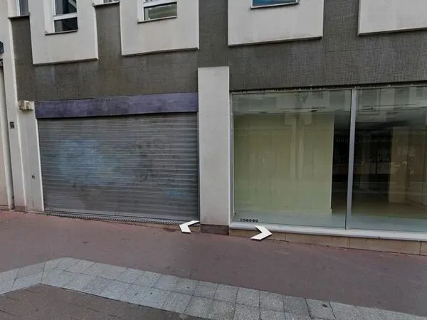 Local commercial 124 m² 