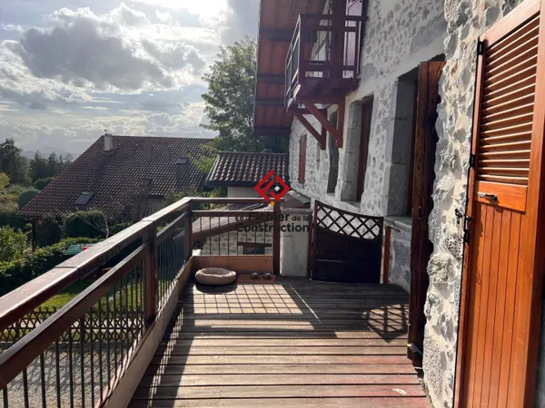Duplex 5 pièces 111 m² 