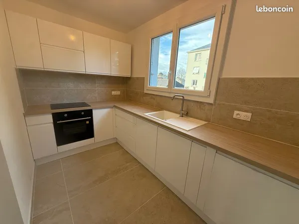 Appartement T4 entièrement rénové - Saint-Cyr-sur-Loire 