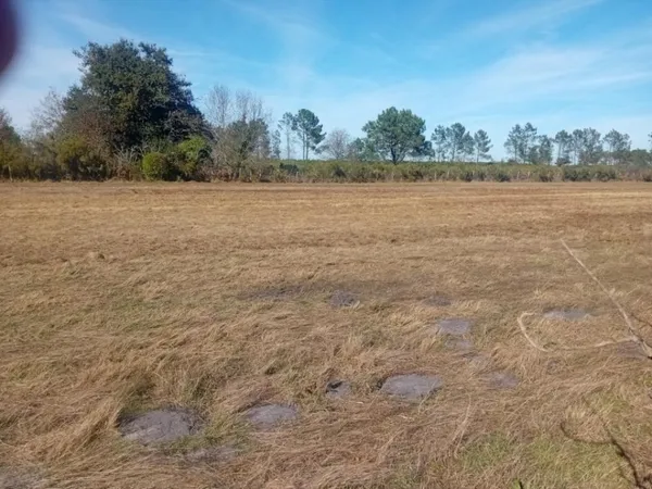 Terrain 660 m² 