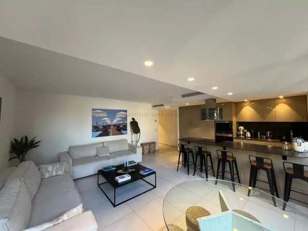 Appartement 3 pièces 69 m² 
