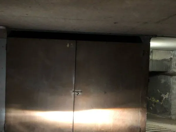 Loue box parking à Versailles 