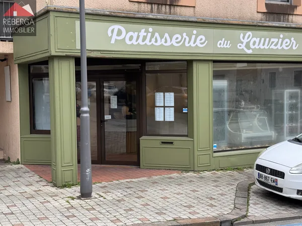 Grand local commercial 