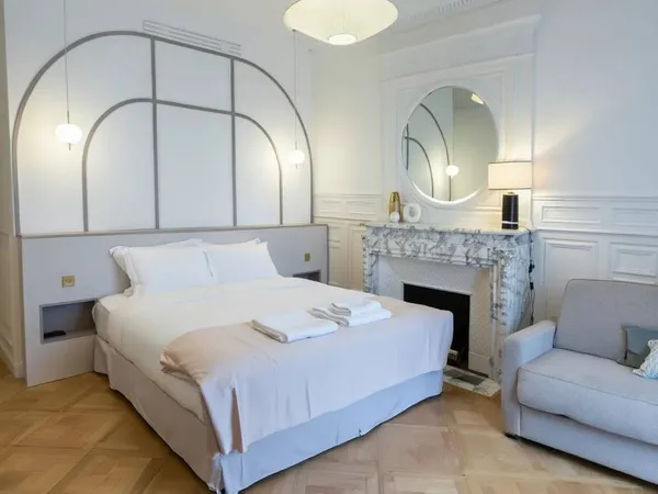 Appartement 8 pièces 270 m² 
