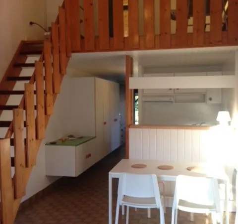 Meuble 830 