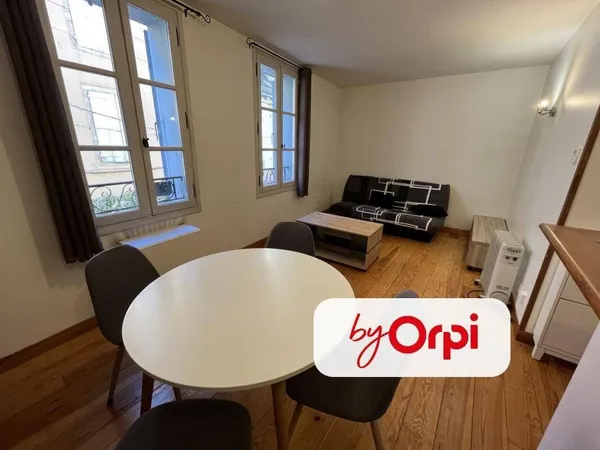 Studio 1 pièce 26 m² 
