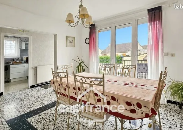 Maison 6 pièces 156 m² 