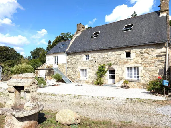 Maison 6 pièces 144 m² 
