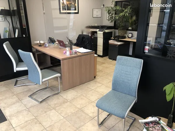 Local 49 m² Claye-Souilly 
