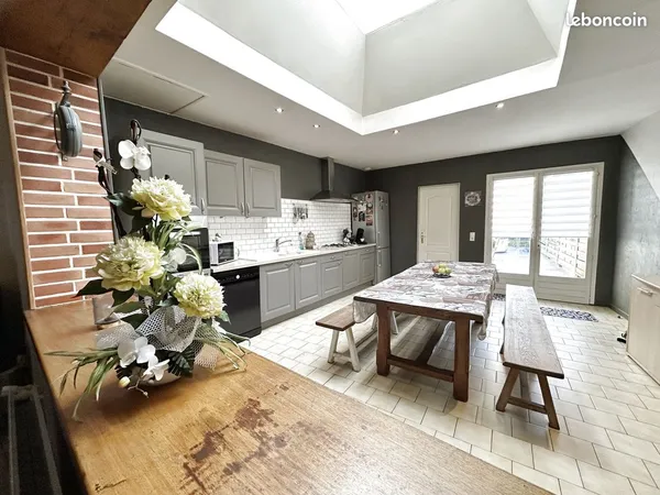 Maison de ville 6 pièces 110 m² 