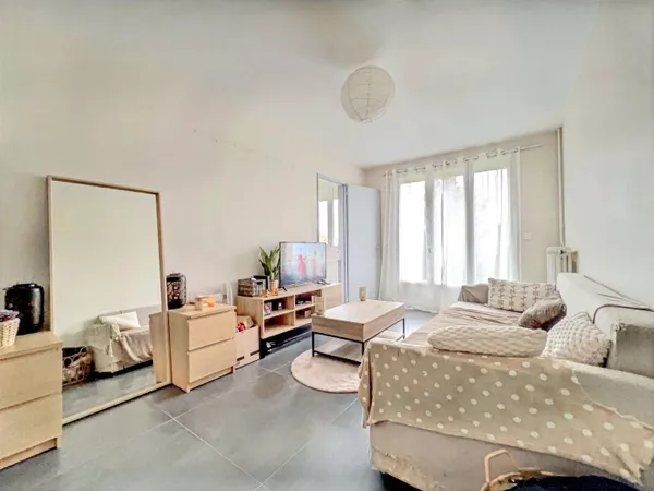 Appartement 1 pièce 28 m² 
