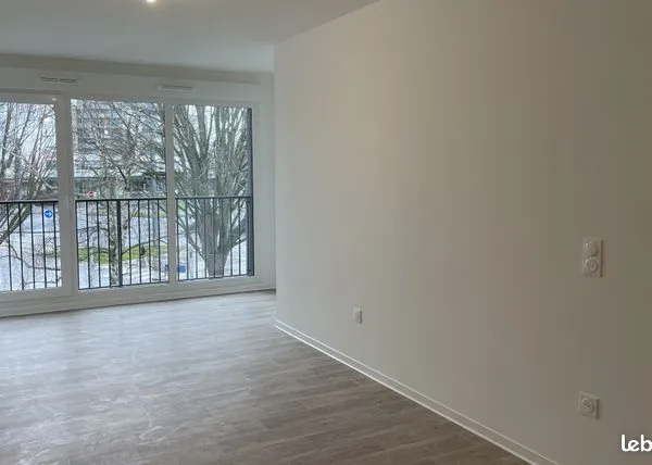 Appartement 1 pièce 41 m² 