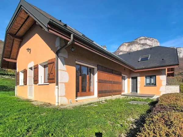 Maison de luxe 4 pièces 127 m²