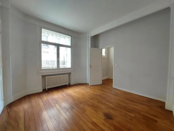 Appartement 5 pièces 126 m² 