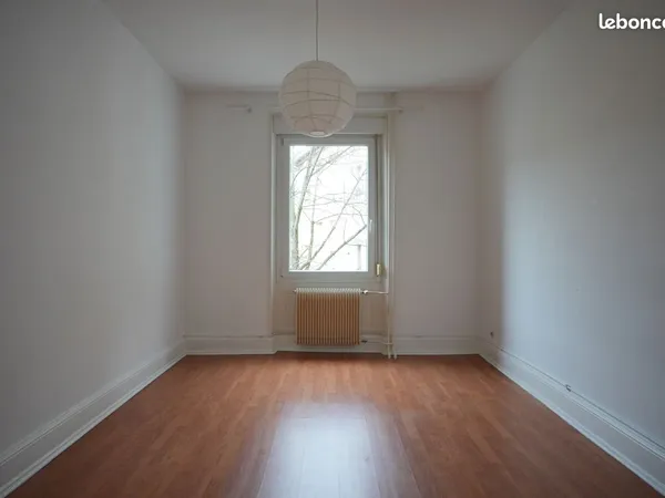 Appartement F4 rénové - 74 m² 