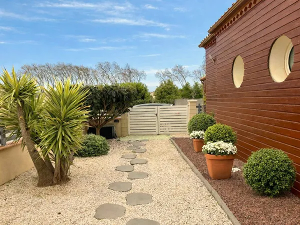 Maison de plain-pied 4 pièces 140 m² 