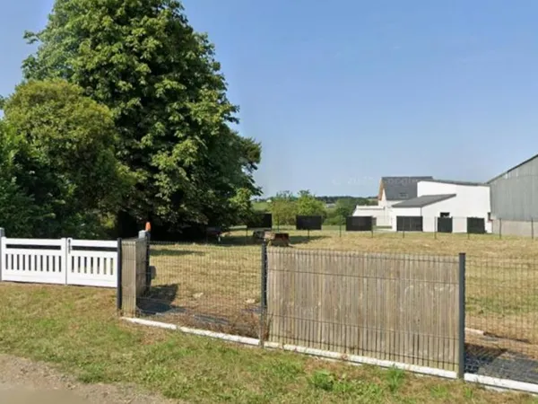 Terrain 995 m² 