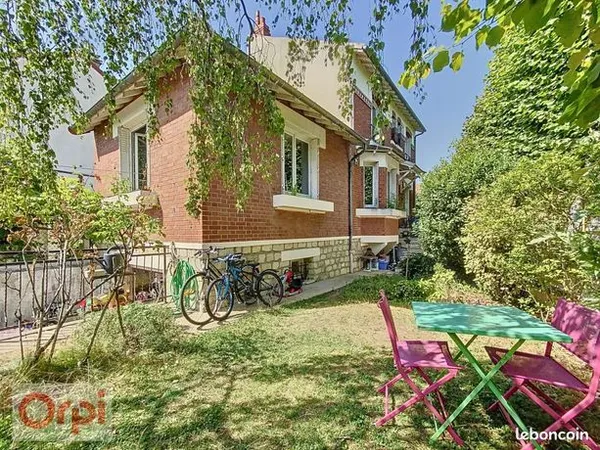 Maison 6 pièces 109 m² 