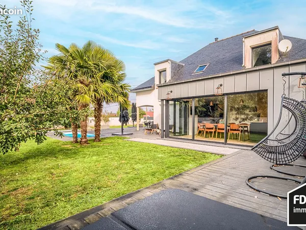 Maison 5 pièces 210 m² 