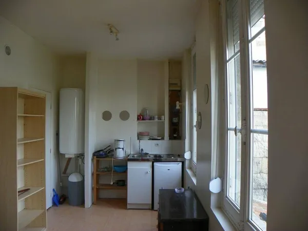 Studio 1 pièce 20 m² 