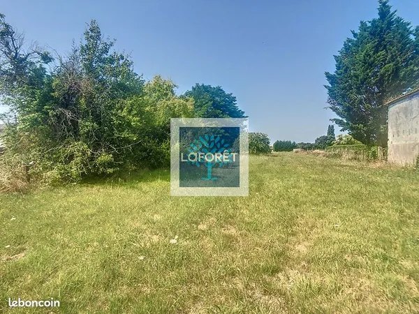 Terrain 2001 m² ST CIERS SUR GIRONDE 