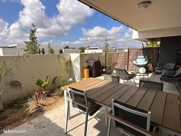 Appartement T2 de standing RDC avec terrasse et jardin plein sud au carré d'or 