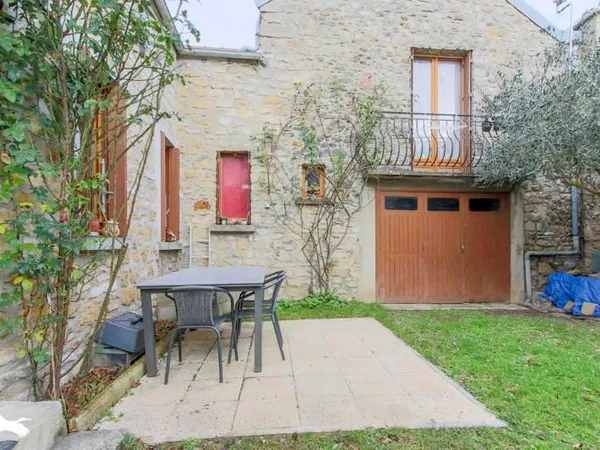 Maison en pierre 3 pièces 75 m² 