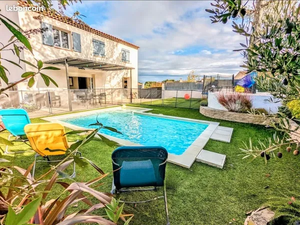 Villa neuve 4 chambres piscine 6 mois 