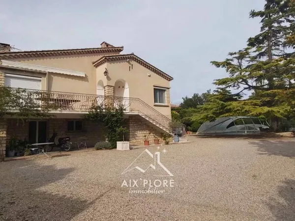 Maison 4 pièces 180 m² 
