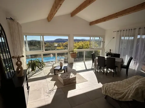 Maison 8 pièces 162 m² 