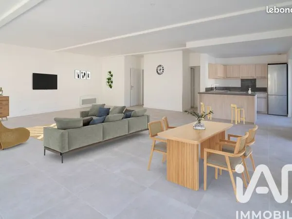 Appartement 4 pièces 103 m² 