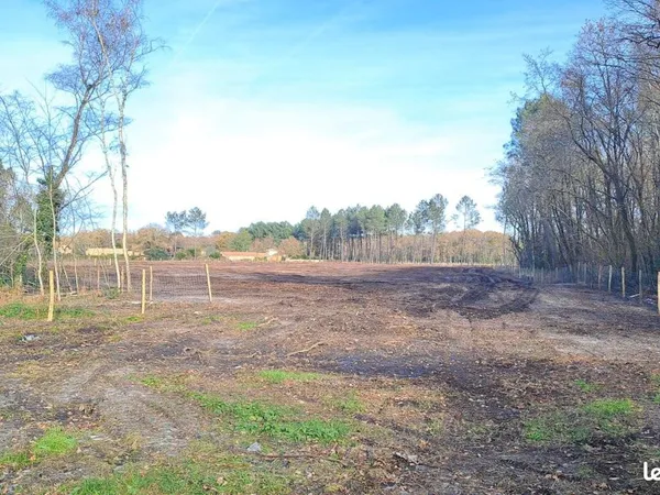 Terrain 620 m² Cestas 