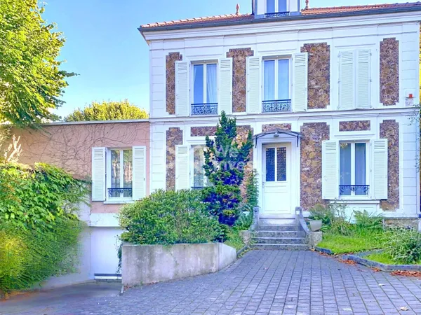 Maison 7 pièces 183 m² 