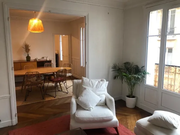 Loue appartement meublé de 79m² - 4 pièces - Asnières-sur-Seine (92) 