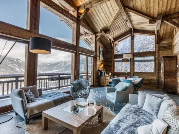 BARNES CHAMONIX - VALLEE DE CHAMONIX - CHALET SPACIEUX DE 8 CHA 