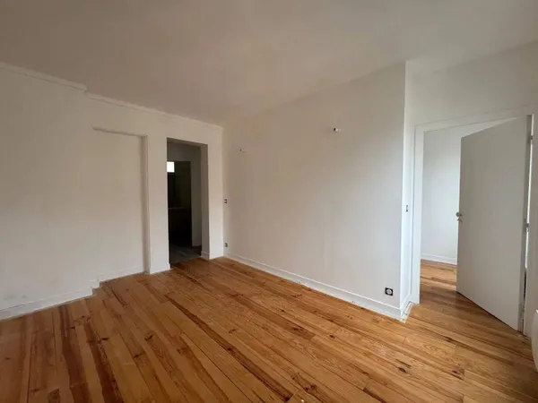 Appartement 11 pièces 34 m² 