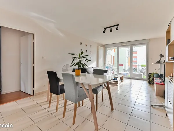 Appartement 3 pièces 63 m² 